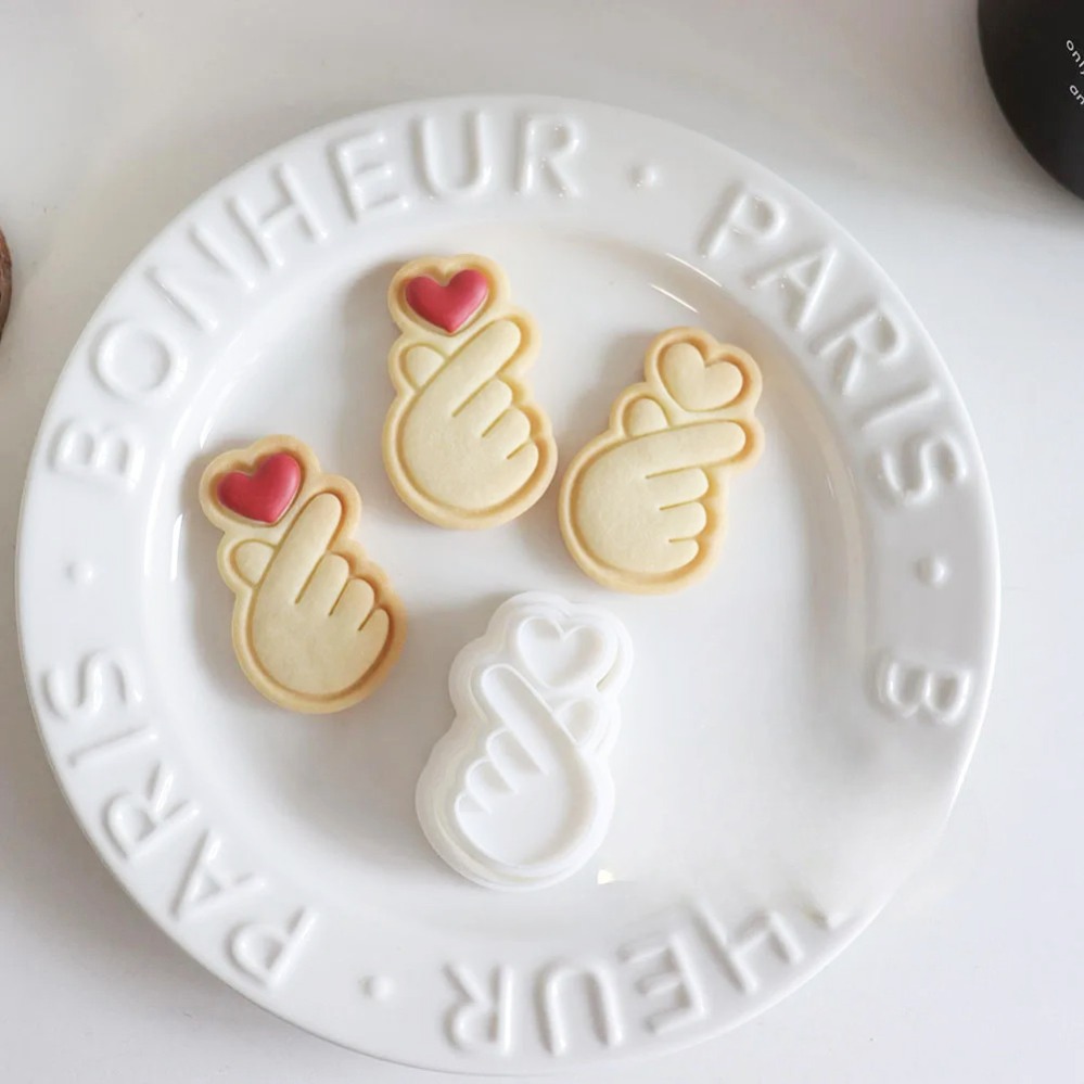 Mini Kitchen Baking - Emporte-pièces Geste d'Amour, Mini Moule à