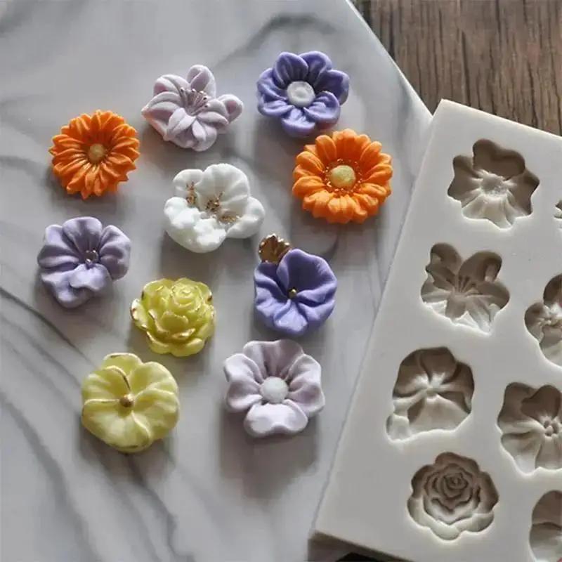 Mini petite fleur moule en Sil - Mini Kitchen Baking avis et prix